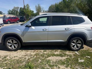 2018 Volkswagen Atlas 3.6L V6 S - Primary Damage Left Image